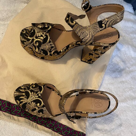 Tory Burch Gold/Black Brocade Fabric Loretta Platform Heels Size 11 - Picture 9 of 10